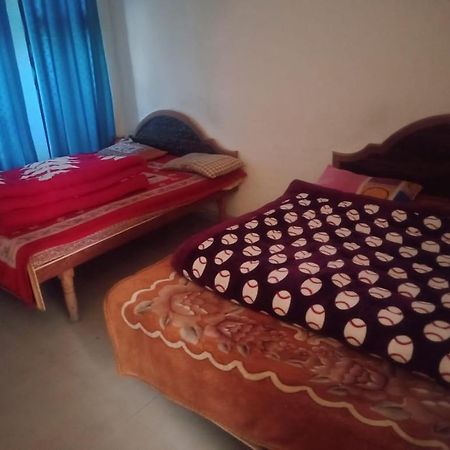 Appartamento Vamoose Srishty Choice Rudraprayāg Esterno foto